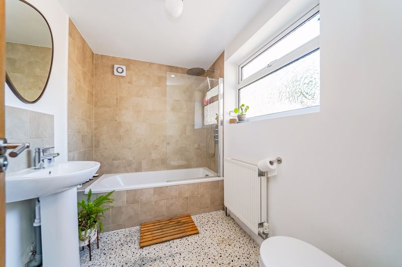 Photo 11- click for photo gallery